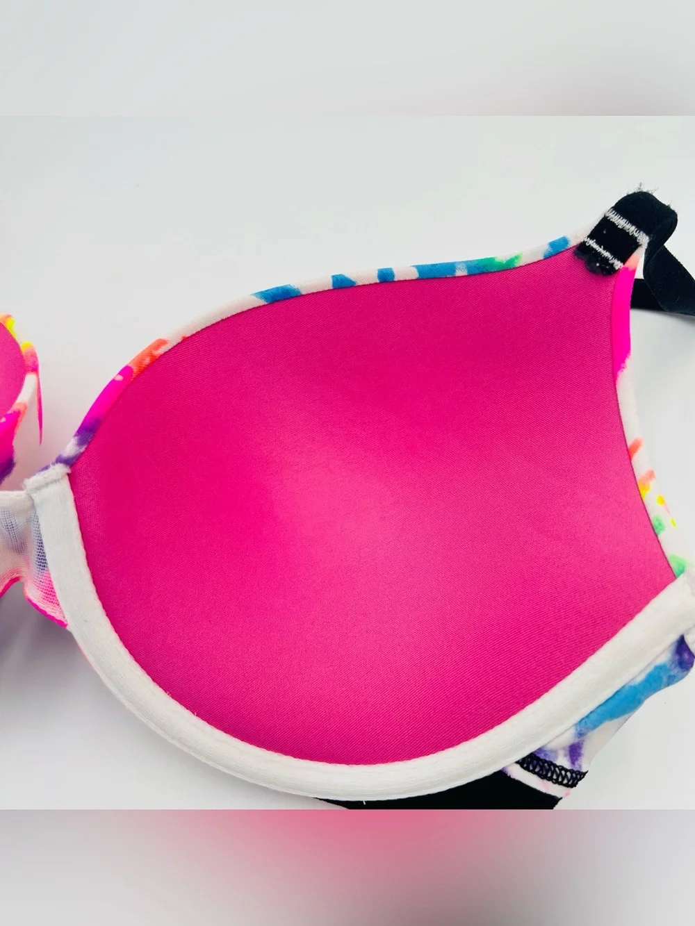PINK Victoria’s Secret Wear Everywhere Push Up Bra women size 34D Tie Dye